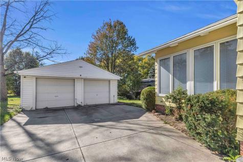 14700 James Avenue Maple Heights OH 44137