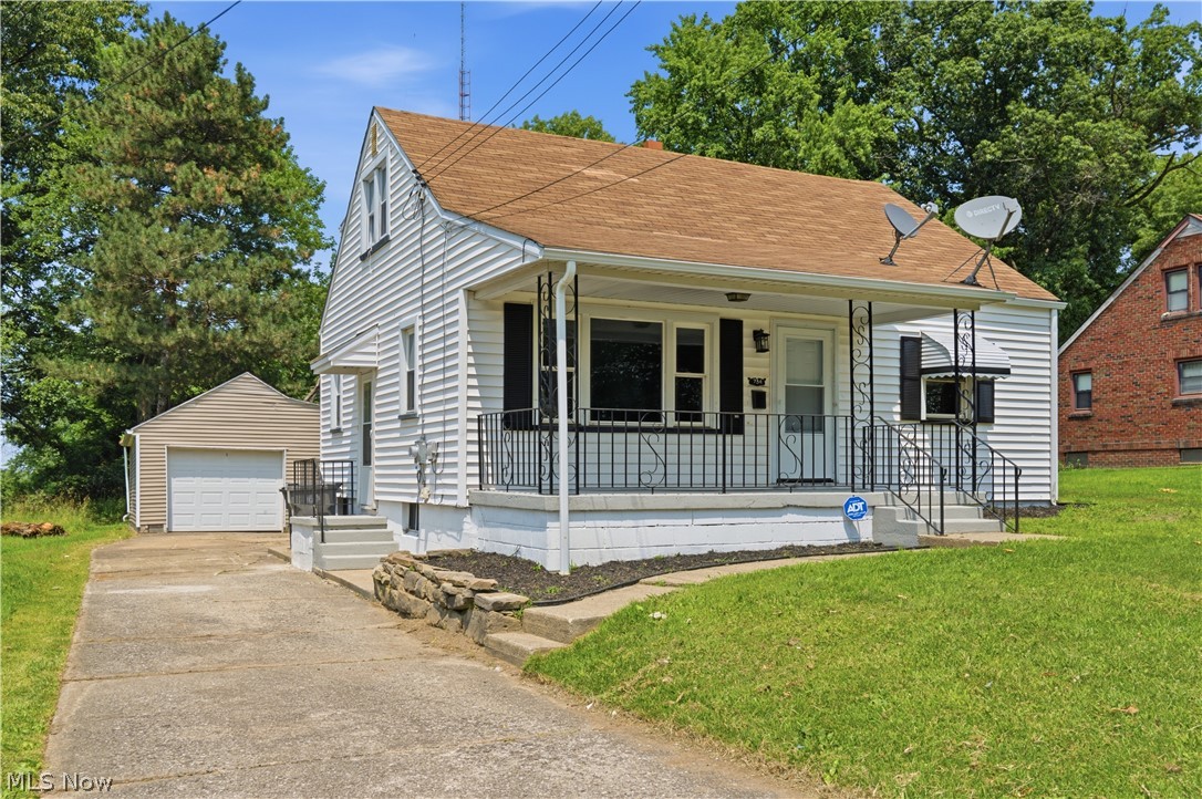 734 Pasadena Avenue Youngstown OH 44502