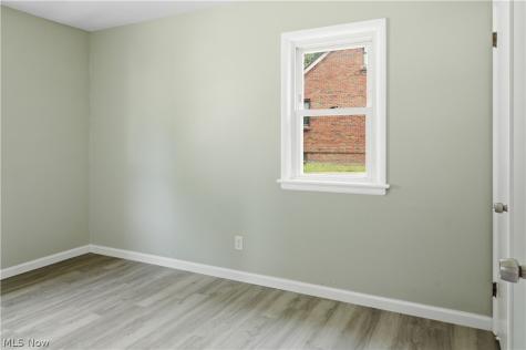 734 Pasadena Avenue Youngstown OH 44502