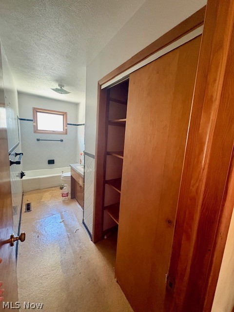 451 9th Street Elyria OH 44035