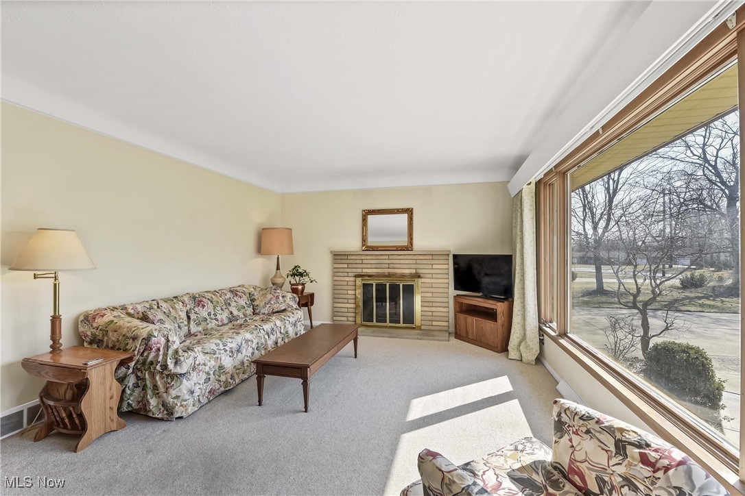 2396 Hillcrest Lane Parma OH 44134