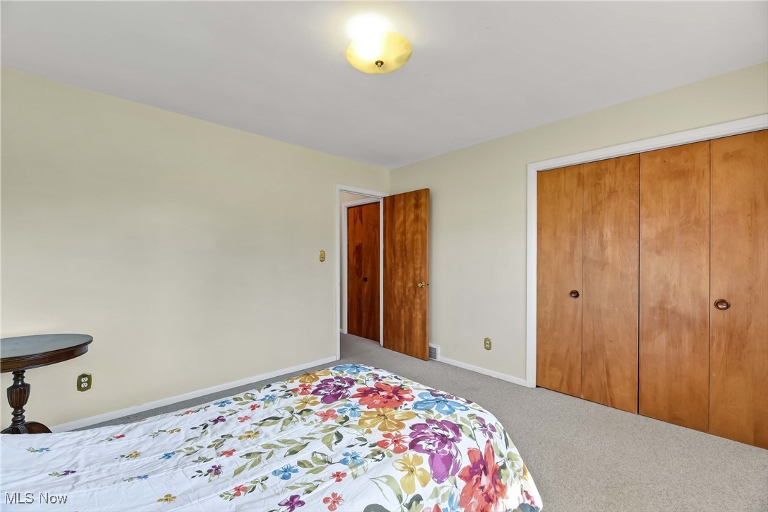 2396 Hillcrest Lane Parma OH 44134