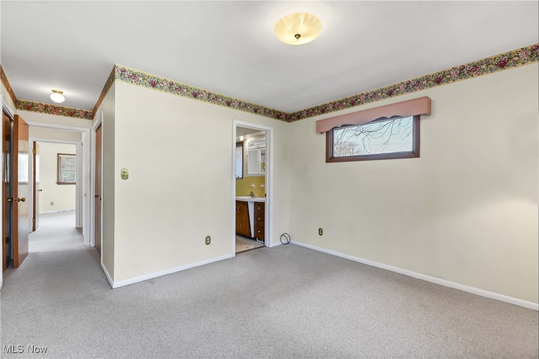 2396 Hillcrest Lane Parma OH 44134