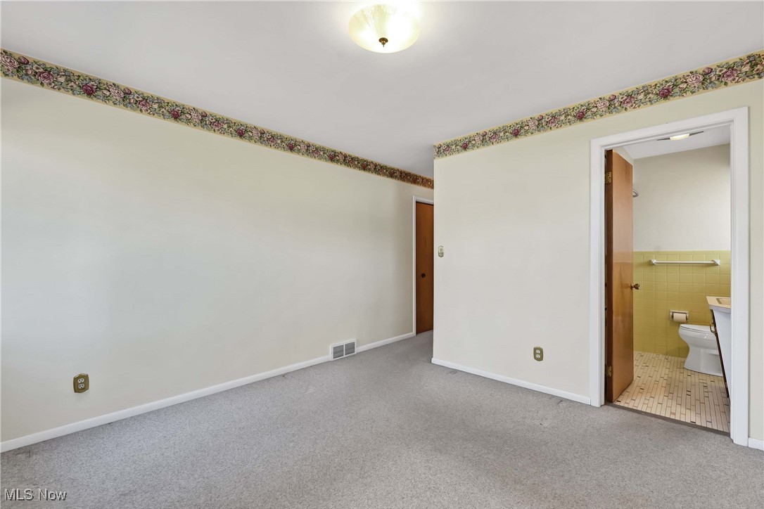 2396 Hillcrest Lane Parma OH 44134