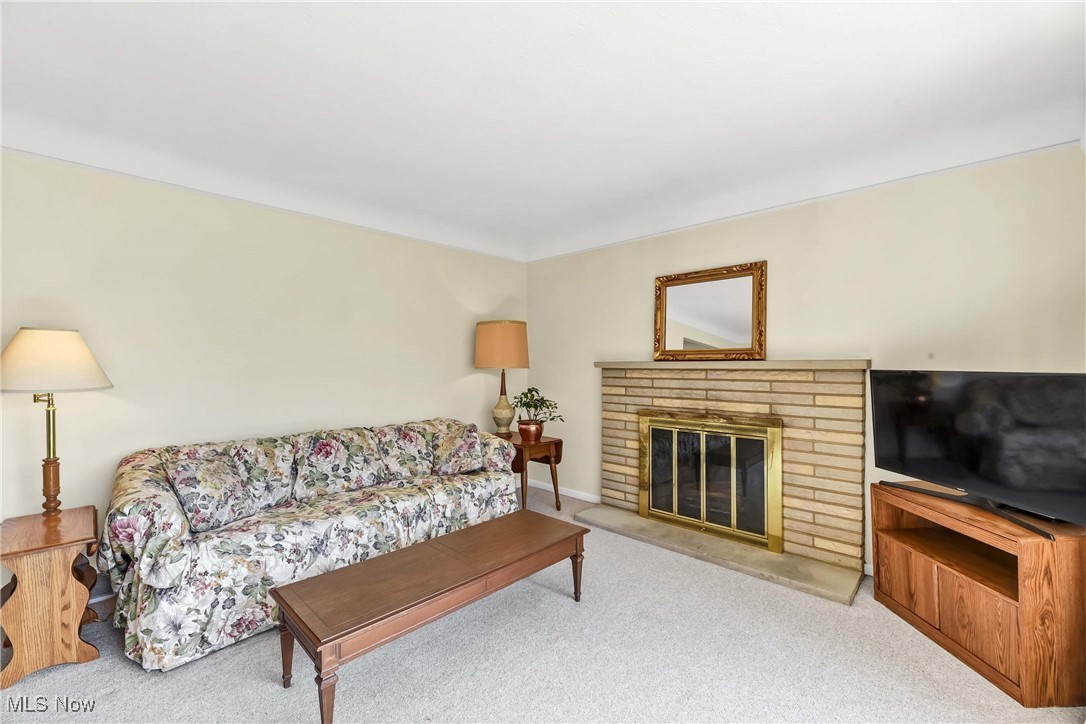 2396 Hillcrest Lane Parma OH 44134