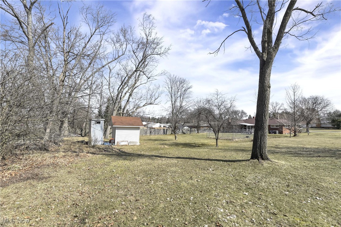 2396 Hillcrest Lane Parma OH 44134