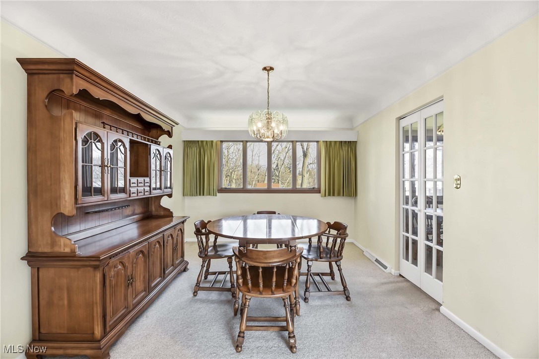 2396 Hillcrest Lane Parma OH 44134