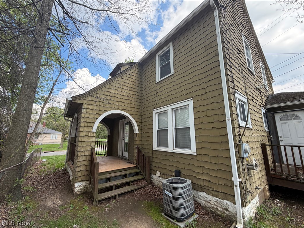 918 Frederick Boulevard Akron OH 44320