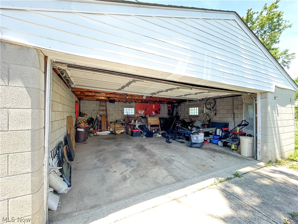 735 Maurine Drive Columbus OH 43228