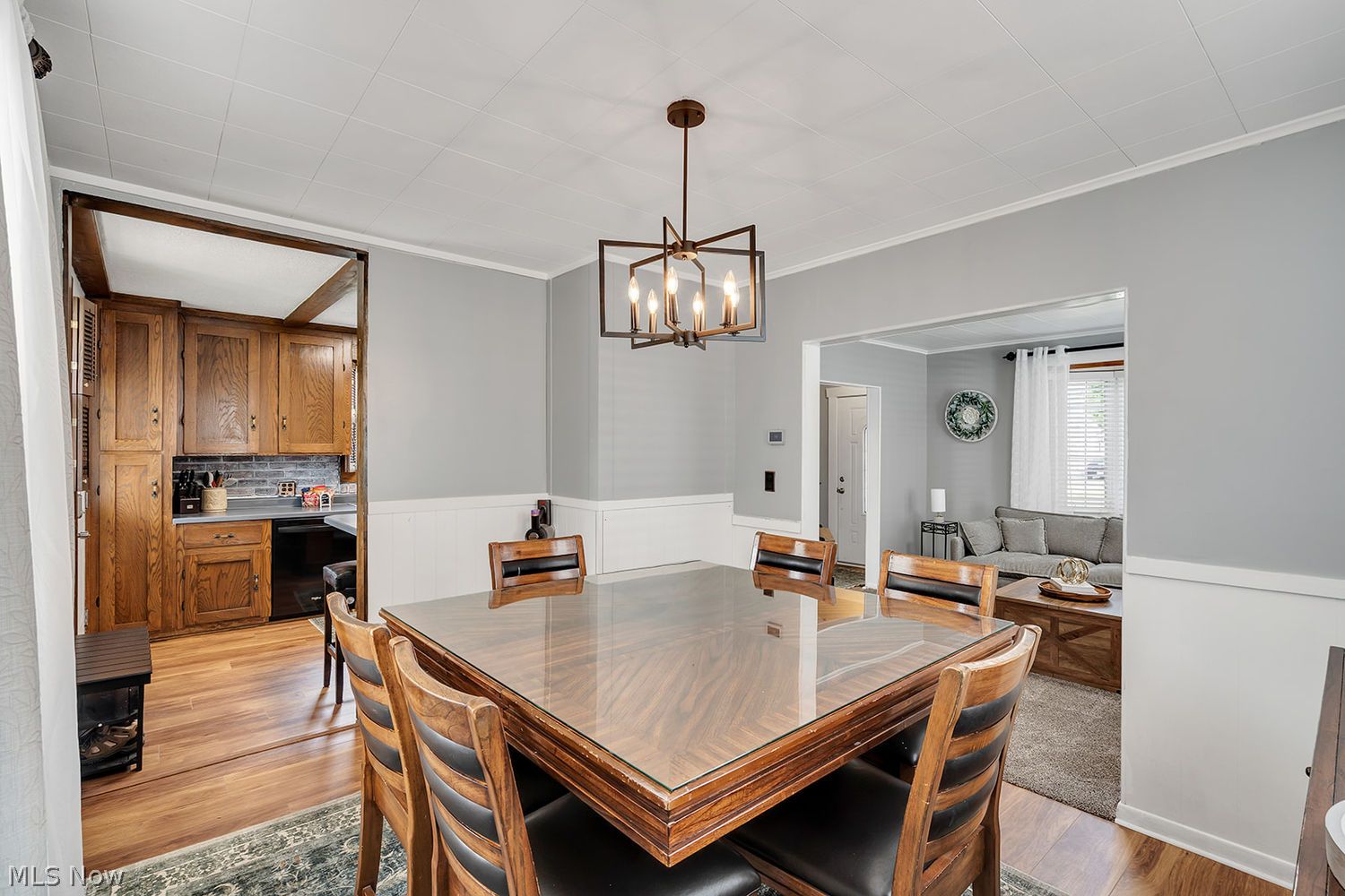 419 Hayes Avenue Mcdonald OH 44437