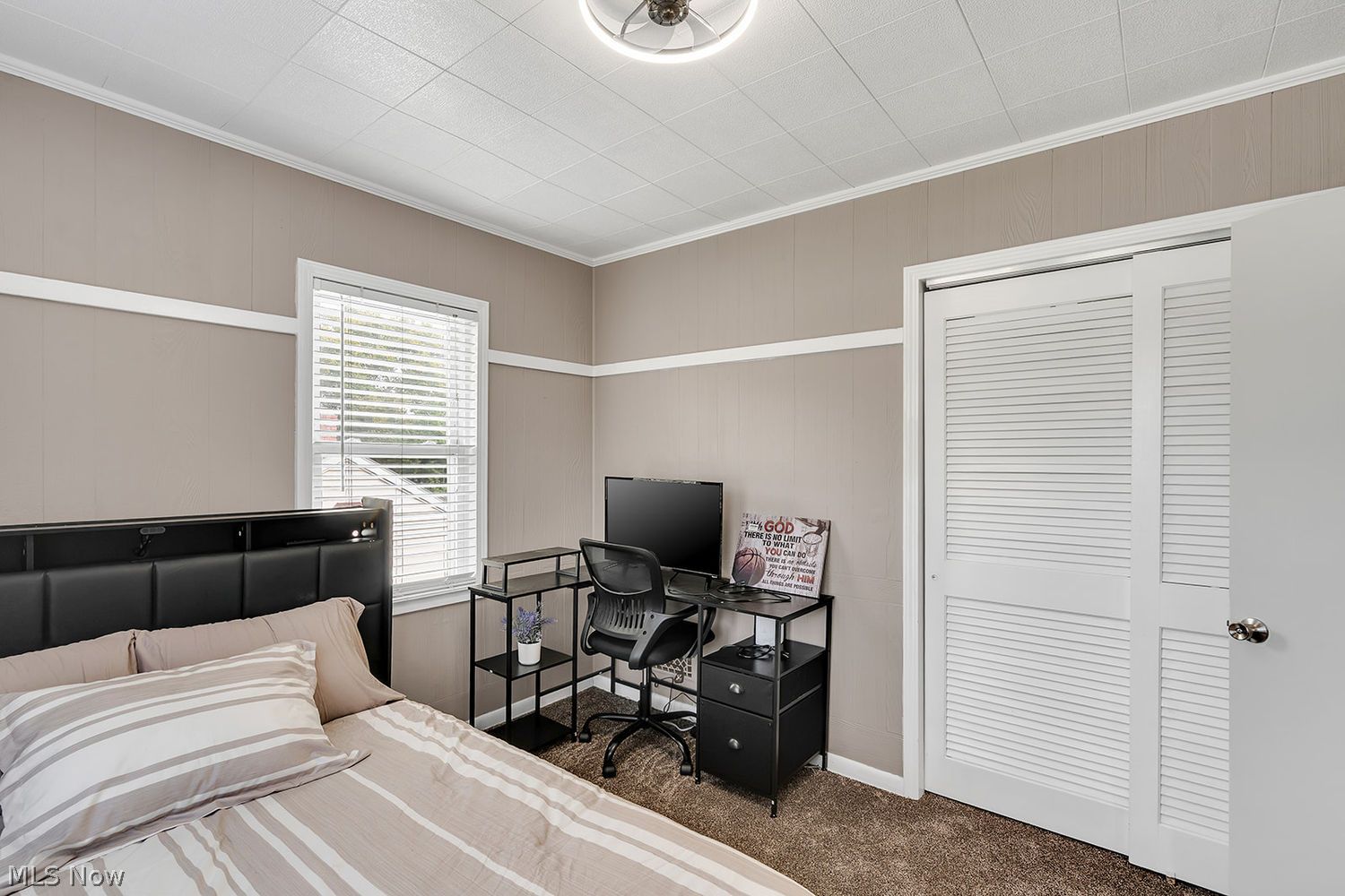 419 Hayes Avenue Mcdonald OH 44437
