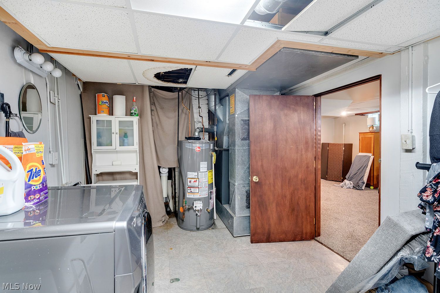 419 Hayes Avenue Mcdonald OH 44437