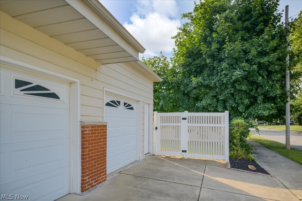 32204 Glen Arden Drive Willowick OH 44095