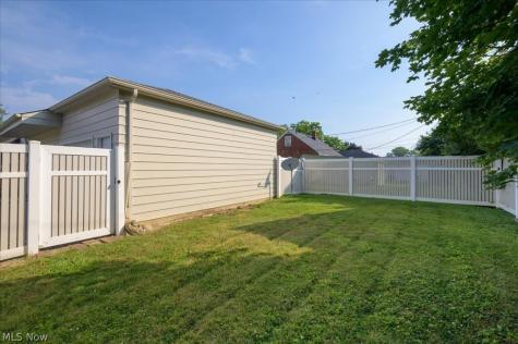 32204 Glen Arden Drive Willowick OH 44095