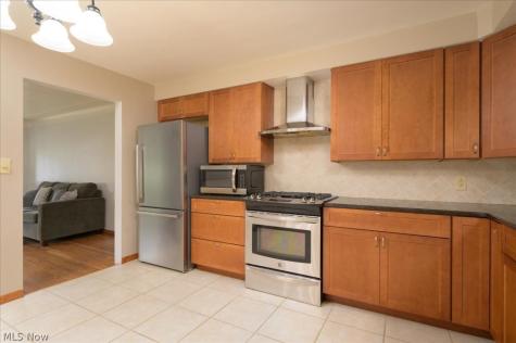 32204 Glen Arden Drive Willowick OH 44095