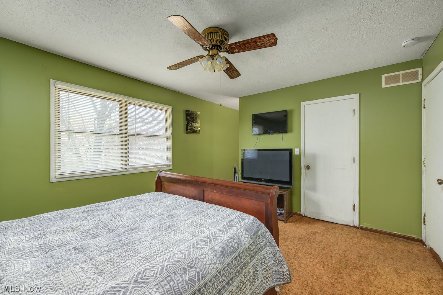 171 Mission Drive Akron OH 44301