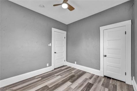 1009 W 10th Street Lorain OH 44052