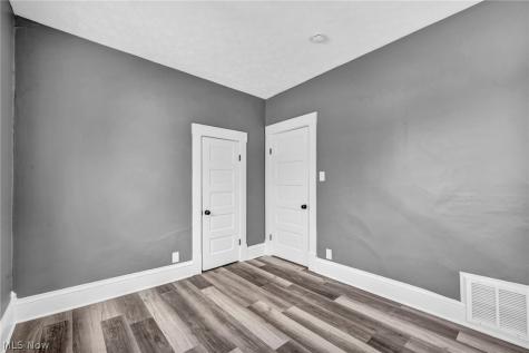 1009 W 10th Street Lorain OH 44052