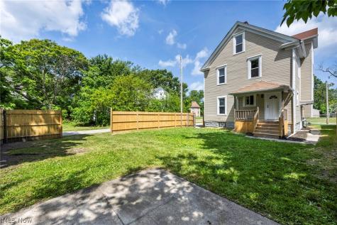 1009 W 10th Street Lorain OH 44052