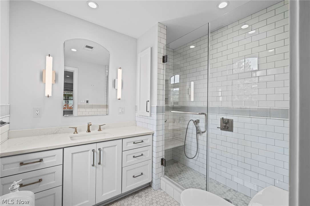 2341 Roxboro Road Cleveland Heights OH 44106