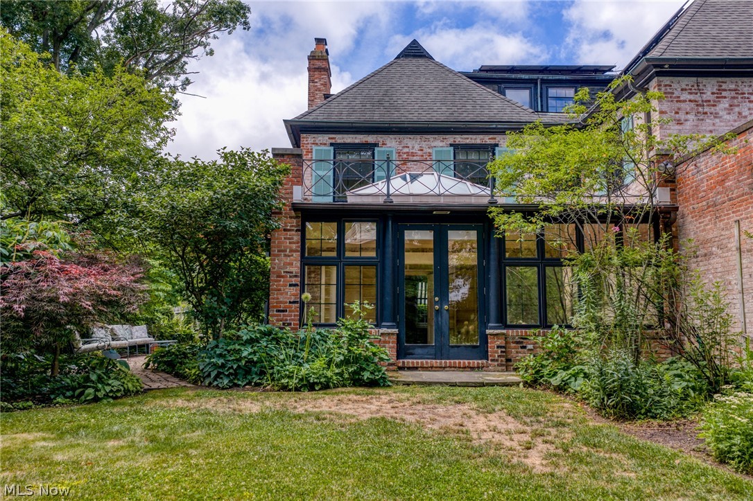 2341 Roxboro Road Cleveland Heights OH 44106