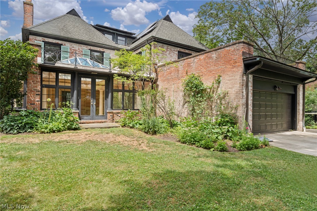 2341 Roxboro Road Cleveland Heights OH 44106