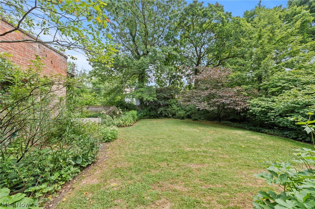 2341 Roxboro Road Cleveland Heights OH 44106