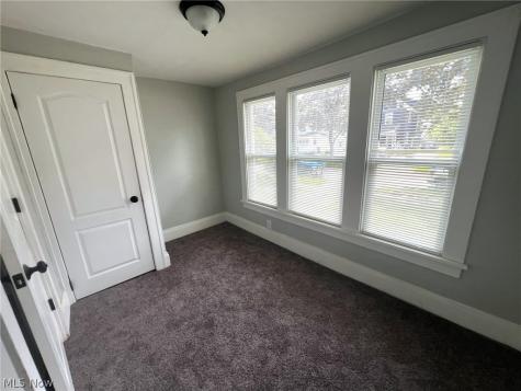 31 E Brookside Avenue Akron OH 44301