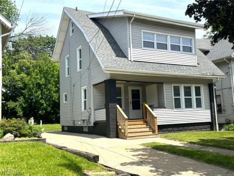 31 E Brookside Avenue Akron OH 44301