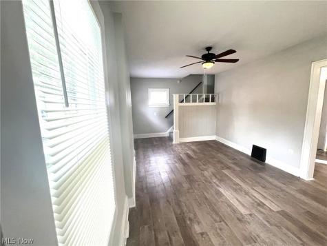 31 E Brookside Avenue Akron OH 44301