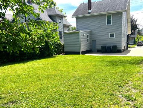 31 E Brookside Avenue Akron OH 44301