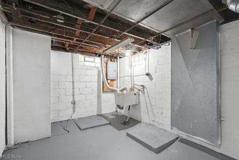 742 Northfield Road Bedford OH 44146