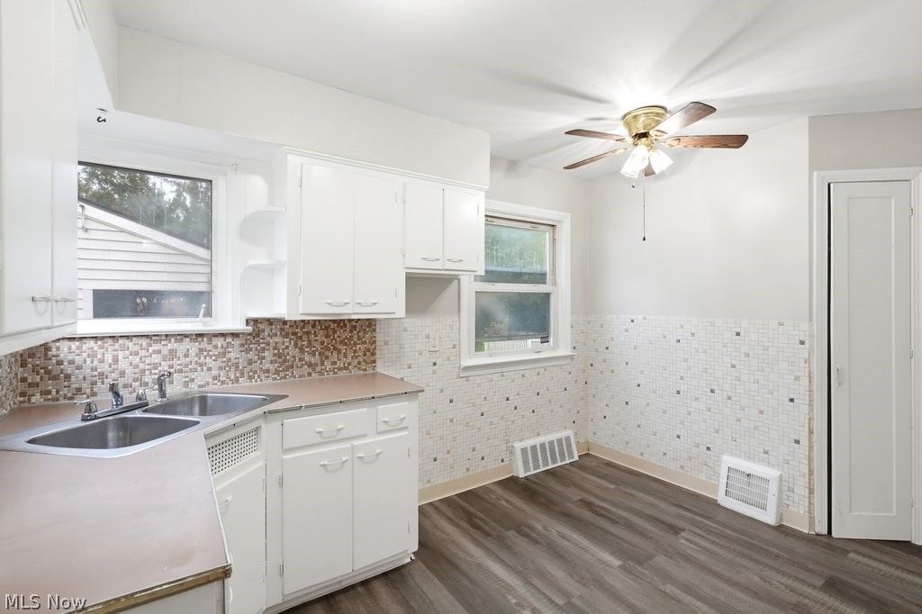 742 Northfield Road Bedford OH 44146