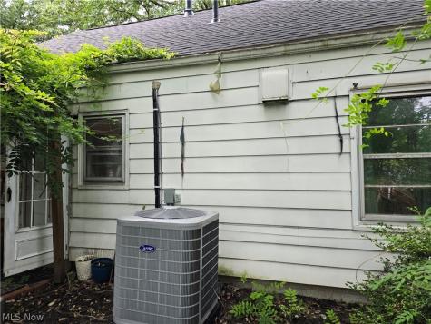 625 Edgewood Drive Kent OH 44240
