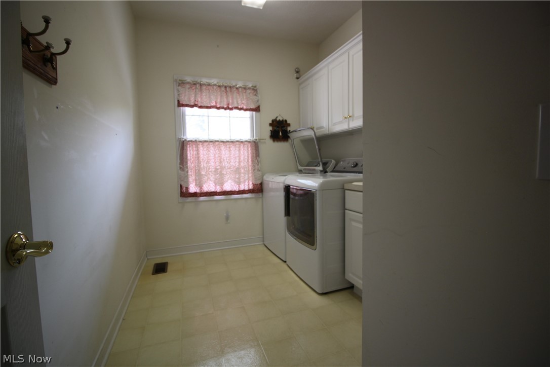 7960 Bainbrook Drive Chagrin Falls OH 44023