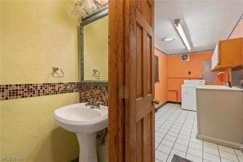 275 N Revere Road Akron OH 44333