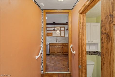 275 N Revere Road Akron OH 44333