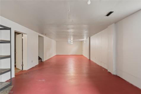 275 N Revere Road Akron OH 44333