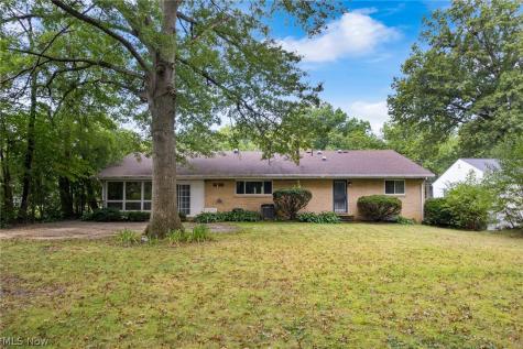 275 N Revere Road Akron OH 44333