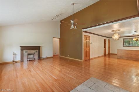 275 N Revere Road Akron OH 44333