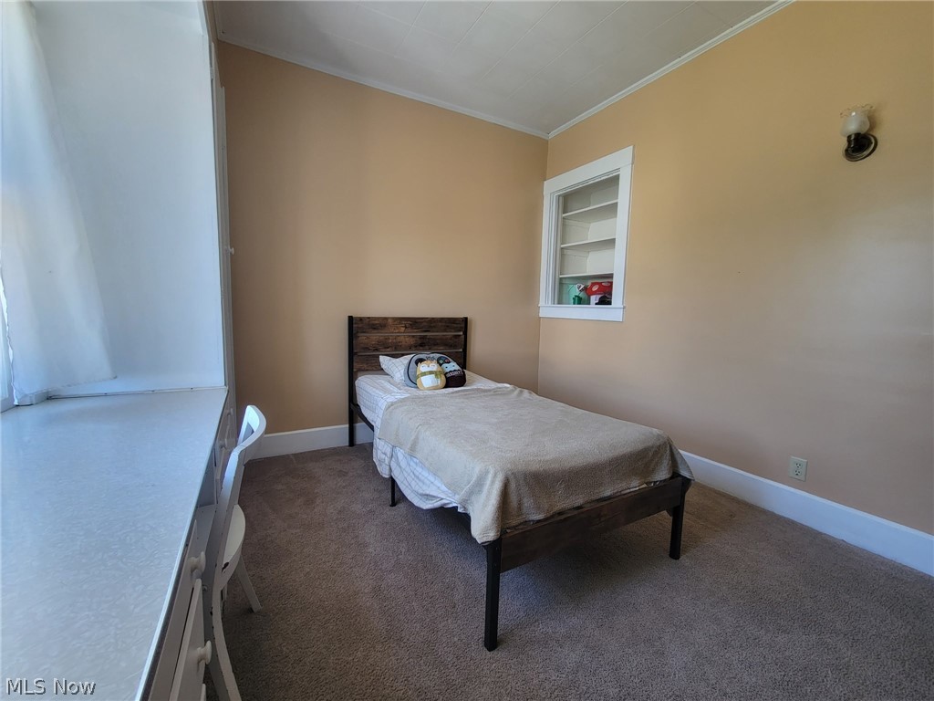169 Neighbor Street Newcomerstown OH 43832