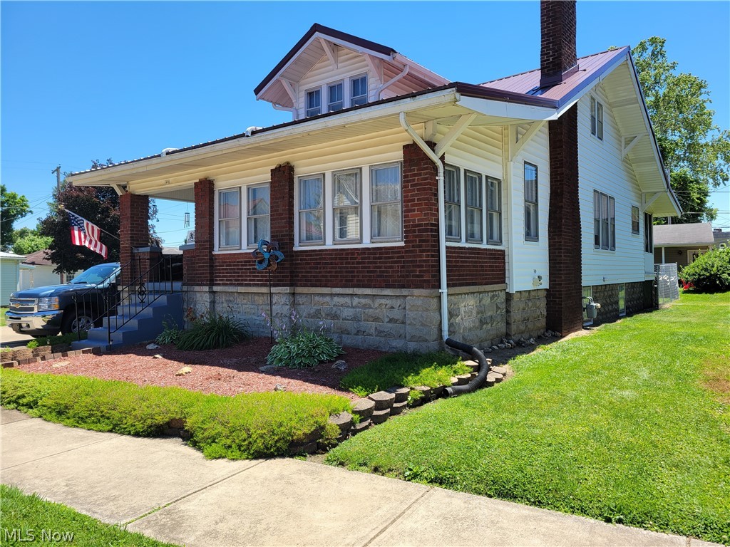 169 Neighbor Street Newcomerstown OH 43832