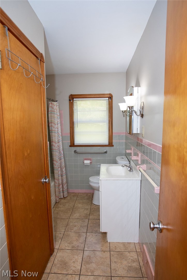 738 Orlo Lane Boardman OH 44512