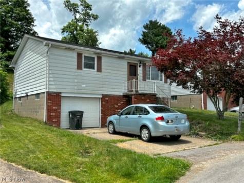 205 Canterbury Boulevard Steubenville OH 43952