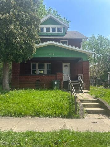1438 Rowland Avenue NE Canton OH 44705