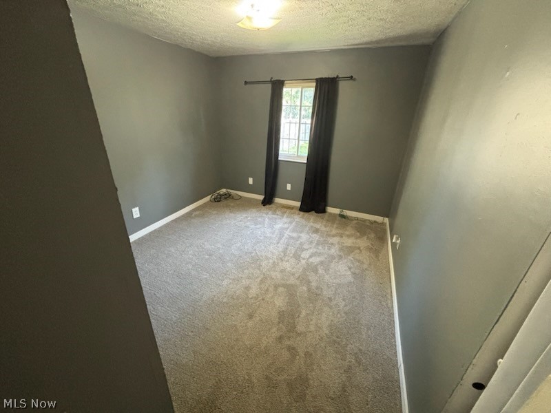 9888 Short Drive Windham OH 44288