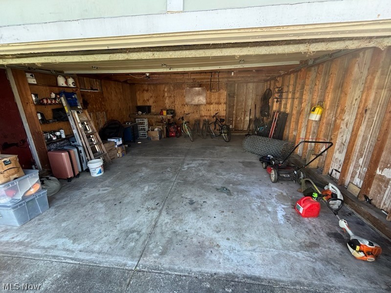 9888 Short Drive Windham OH 44288
