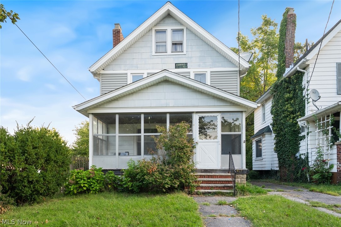 1429 Graber Drive Lakewood OH 44107