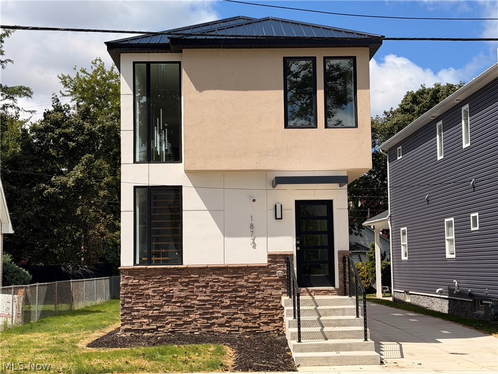 1872 W 57th Street Cleveland OH 44102