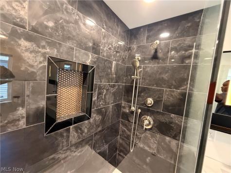 1872 W 57th Street Cleveland OH 44102